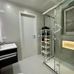 Hary 4* Brindisi